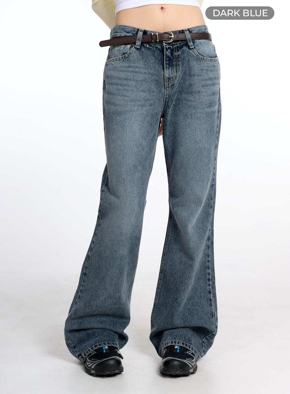washed-wide-flared-jeans-cm415
