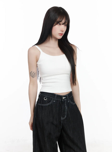 padded-sleeveless-top-cf523