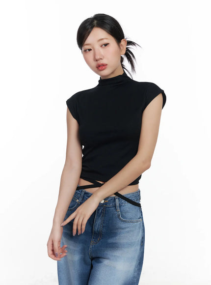 strap-detail-mock-neck-crop-top-cj530