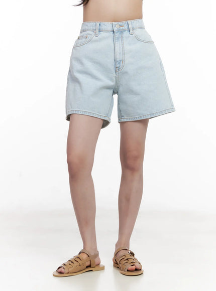 Casual Light-Wash Denim Shorts CL516
