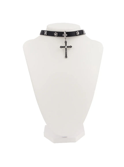 Gothic Cross Choker CM505
