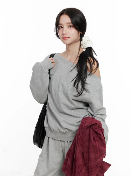 oversized-off-shoulder-sweatshirt-co523