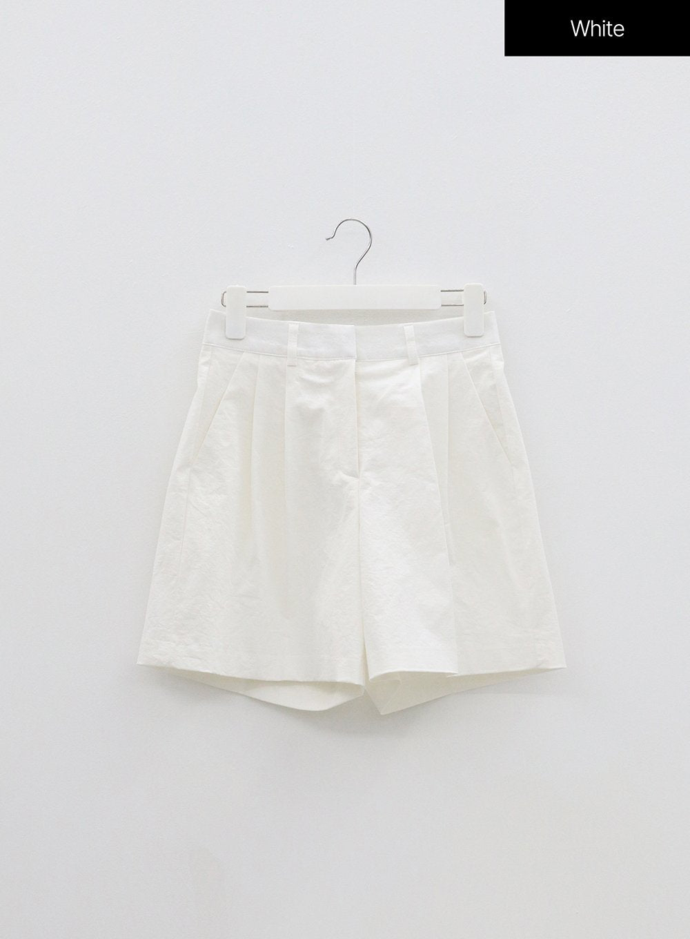 Tailored Bermuda Shorts OF322