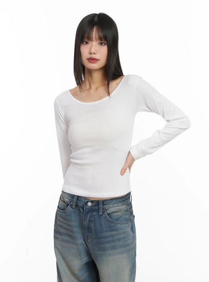 Classic U-Neck Long Sleeve Top CD518