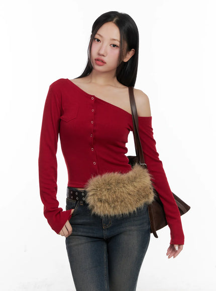 asymmetric-buttoned-shoulder-top-cd501