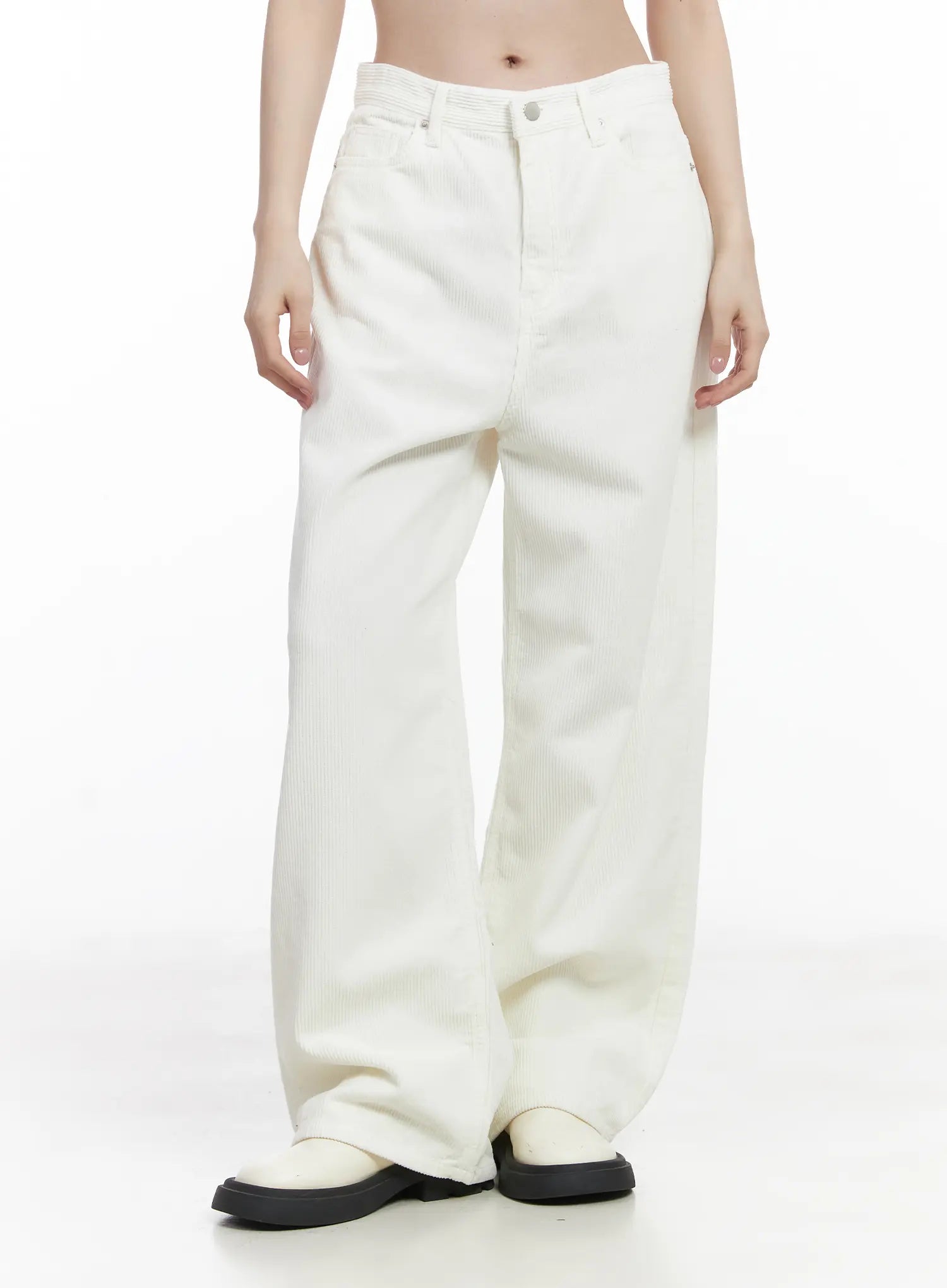 Relaxed-Fit Corduroy Pants CJ507