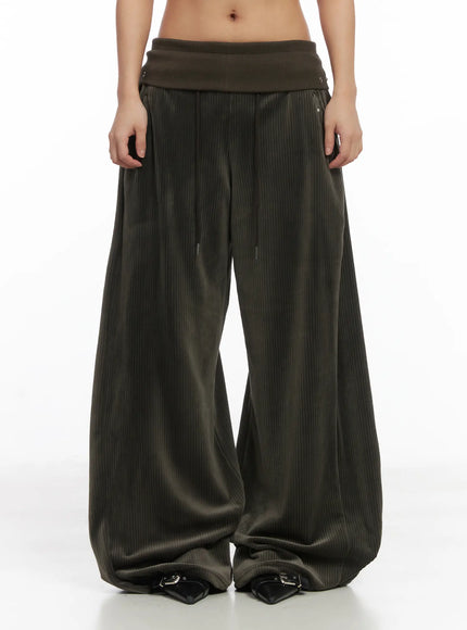wide-leg-corduroy-training-pants-cj513