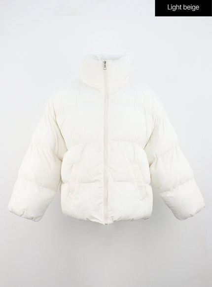 oversized-high-neck-puffer-jacket-on315