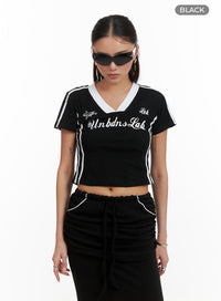 graphic-lettering-sporty-crop-tee-cy402