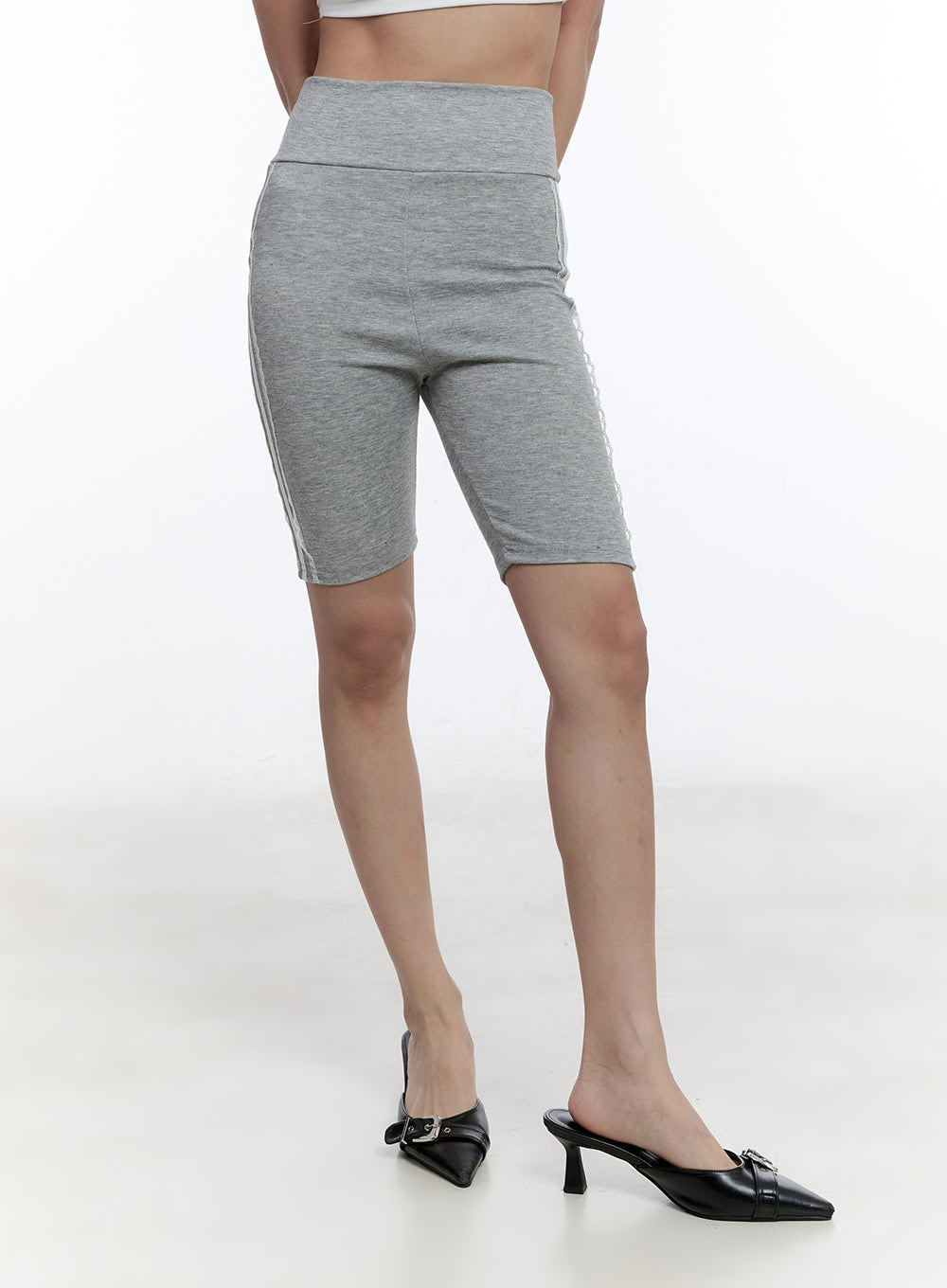 lace-striped-biker-shorts-cu502