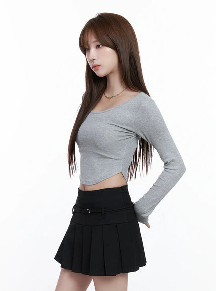 u-neck-crop-long-sleeve-top-cg529 / Gray