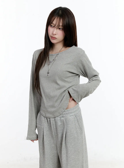 casual-u-neck-long-sleeve-tee-cn525 / Gray