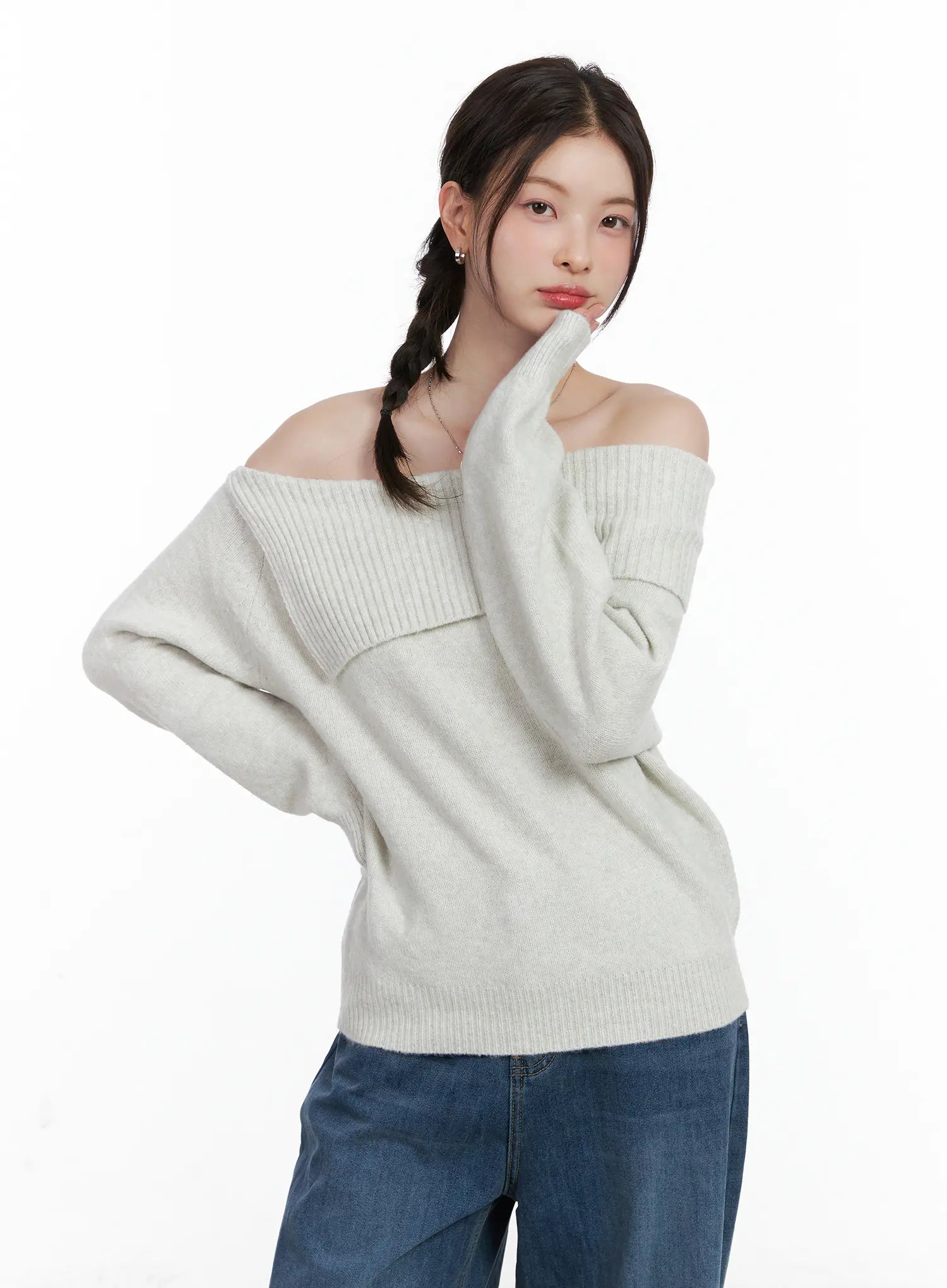 wide-off-shoulder-knit-sweater-cn519 / Light gray