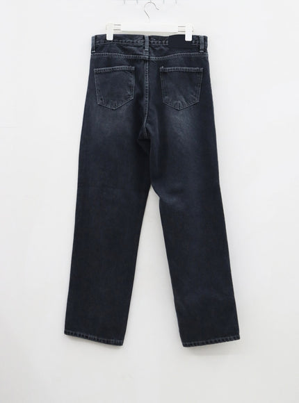Straight Leg Baggy Jeans CJ318