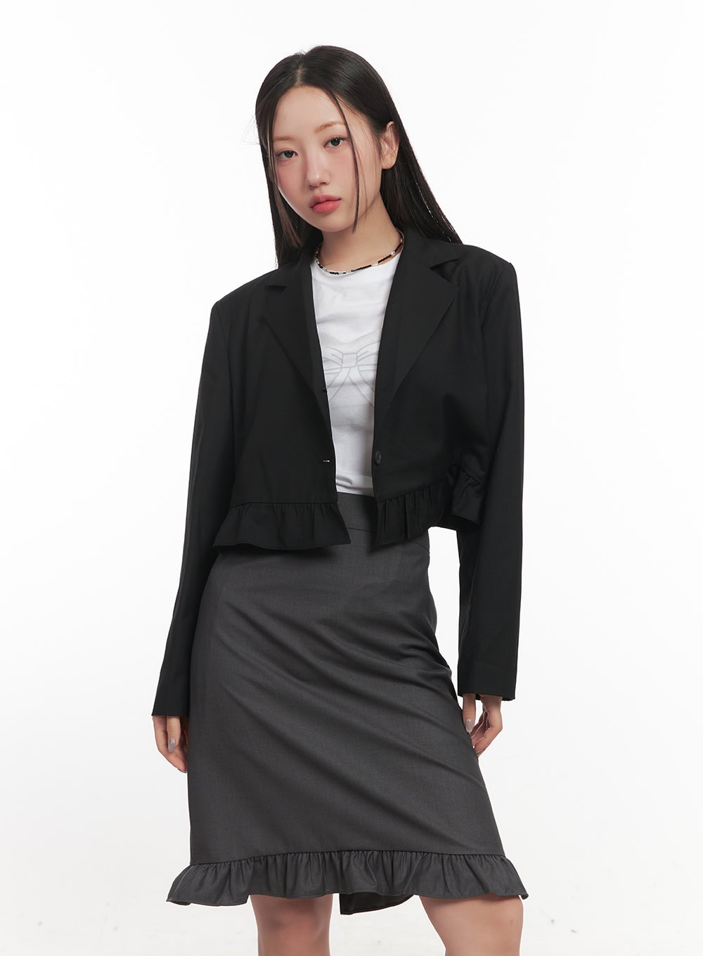 frill-collared-crop-blazer-cf526 / Black