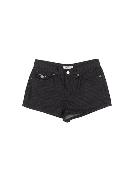 fade-free-denim-studded-shorts-cy512 / black