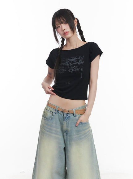 slim-fit-graphic-top-cu505 / Black