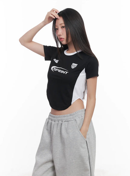 two-tone-graphic-crop-top-cu517 / Black