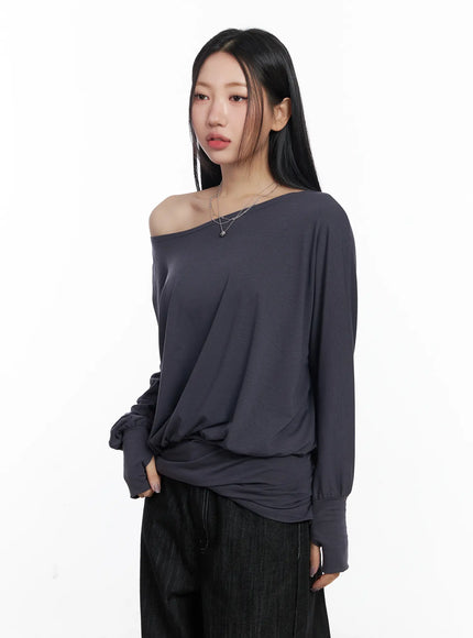 asymmetric-button-detail-off-shoulder-long-sleeve-top-cj530 / Dark gray