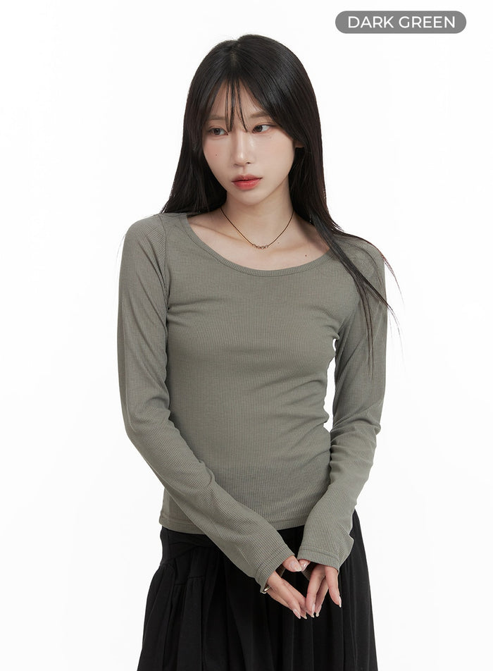 basic-u-neck-long-sleeve-t-shirt-ca404 / Dark green
