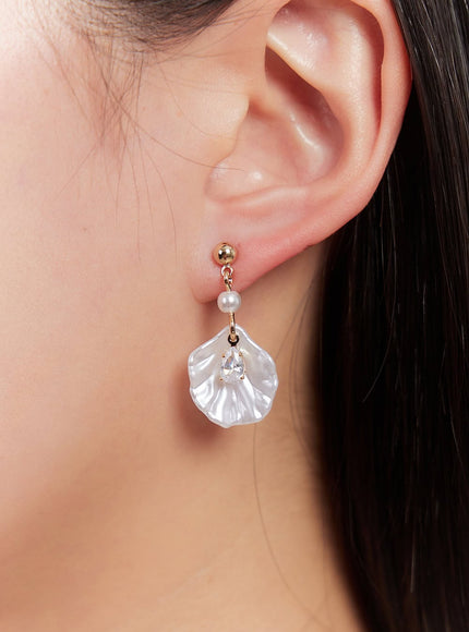 puni-earrings-ia524 / Gold