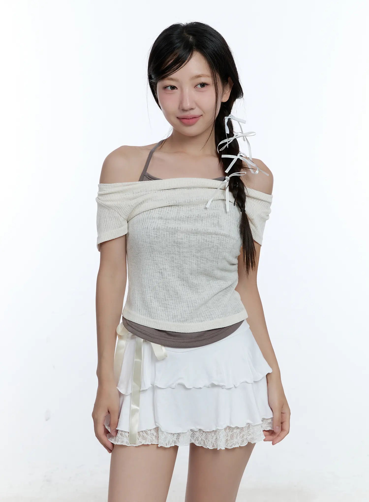 layered-halter-neck-crop-top-cu527 / Light beige