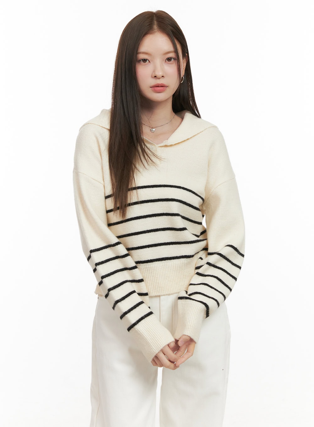 striped-buttoned-sweater-od412 / Light beige