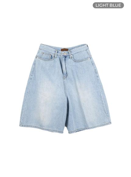low-rise-bermuda-jorts-cl405 / Light blue