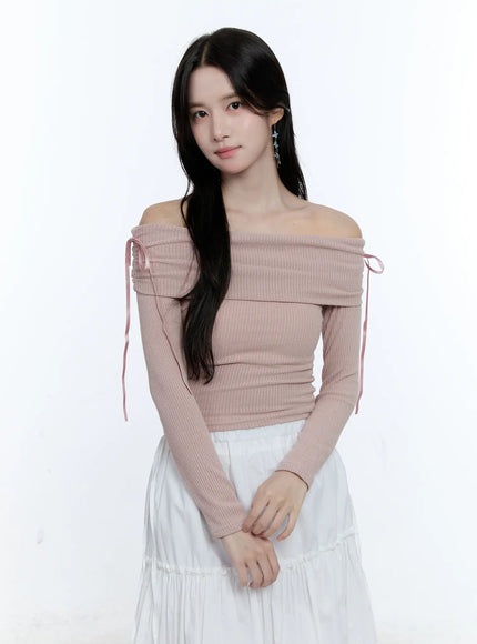 off-shoulder-ruched-knit-top-cg512 / Light pink