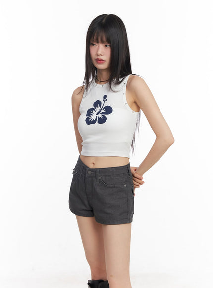 flower-graphic-slim-fit-tank-cy512 / White