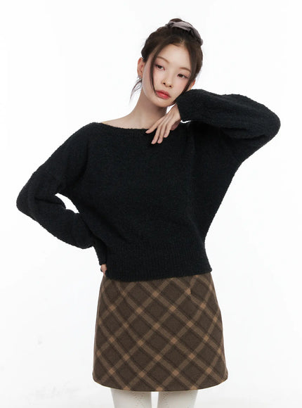 soft-boat-neck-knit-sweater-cn518 / Black