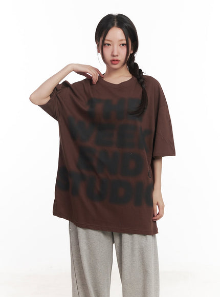 blur-graphic-oversize-t-shirt-ca529 / Brown