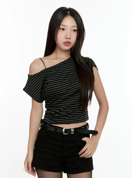 Striped Asymmetric Off-Shoulder Tee CG501