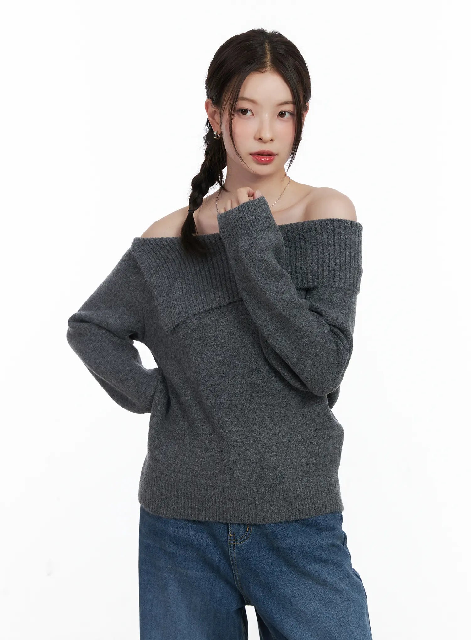wide-off-shoulder-knit-sweater-cn519 / Dark gray