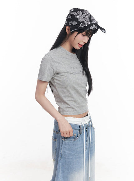 casual-beaded-crop-top-cy527 / Gray