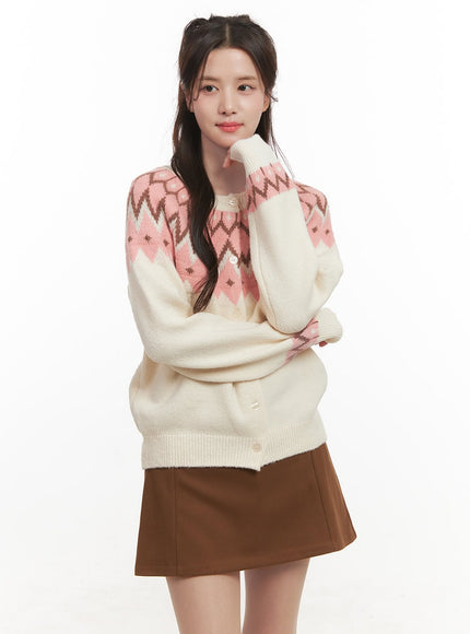 nordic-print-buttoned-cardigan-cj515 / Light beige