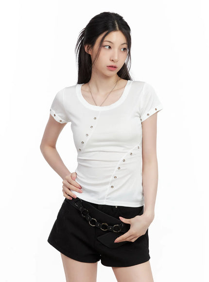 studded-eyelet-slim-fit-tee-cl501 / White