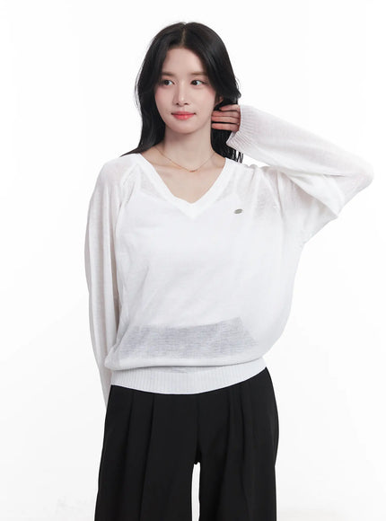 sheer-v-neck-sweater-cu523 / White