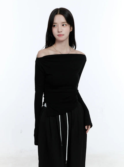 chic-off-shoulder-long-sleeve-top-cg512 / Black