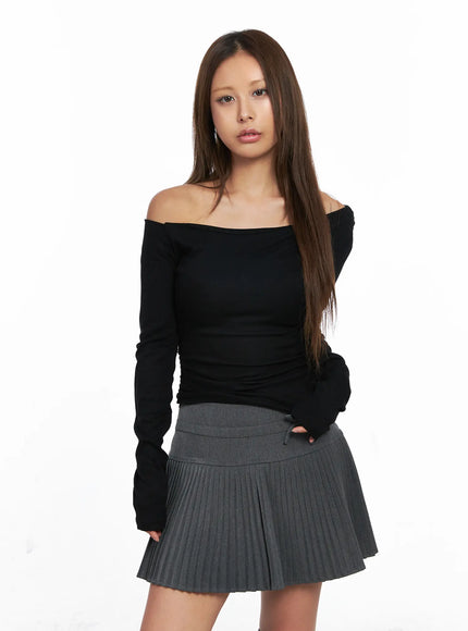 Off-Shoulder Shirred Crop Top CO510