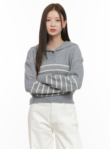 striped-buttoned-sweater-od412 / Gray