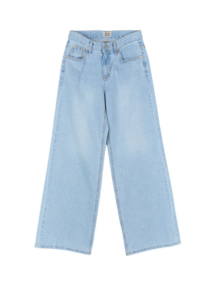 dahye-washed-relaxed-fit-denim-jeans-cl530 / Light blue