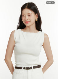 solid-sleeveless-knit-tank-top-ou419 / White