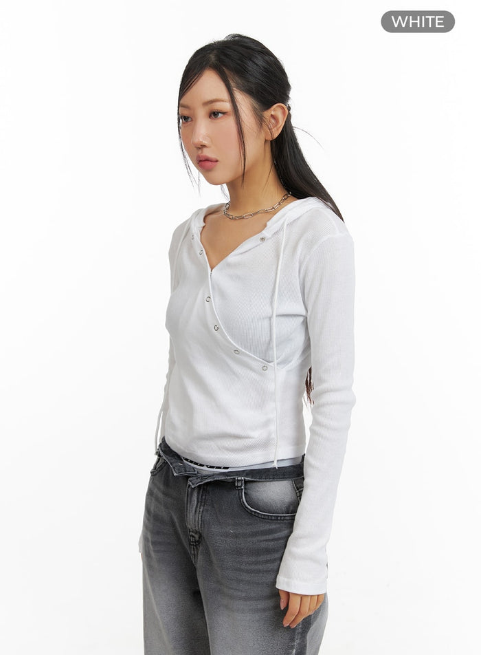 button-detail-crop-hoodie-cm411 / White