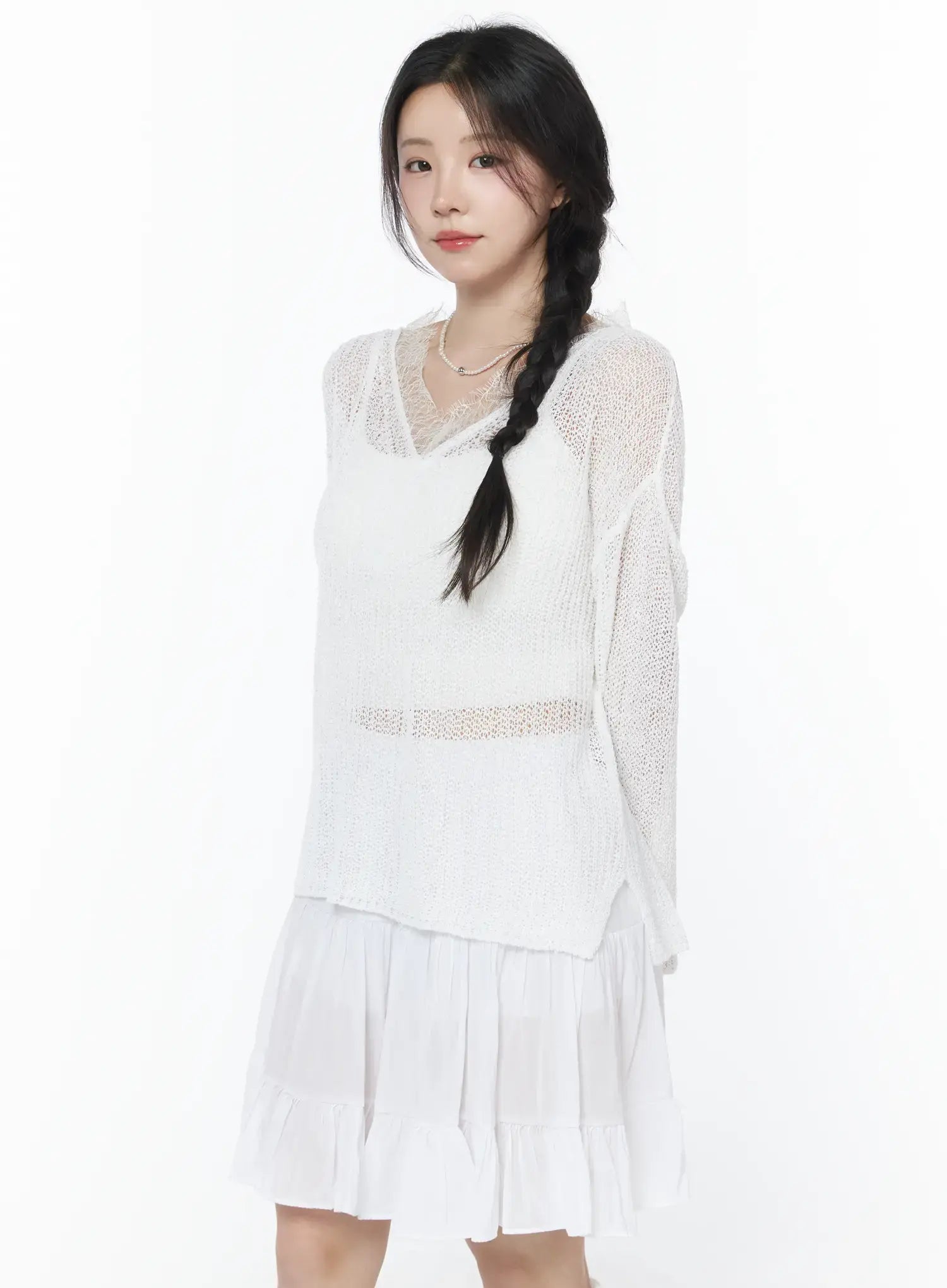 sheer-v-neck-knit-top-cy522 / White