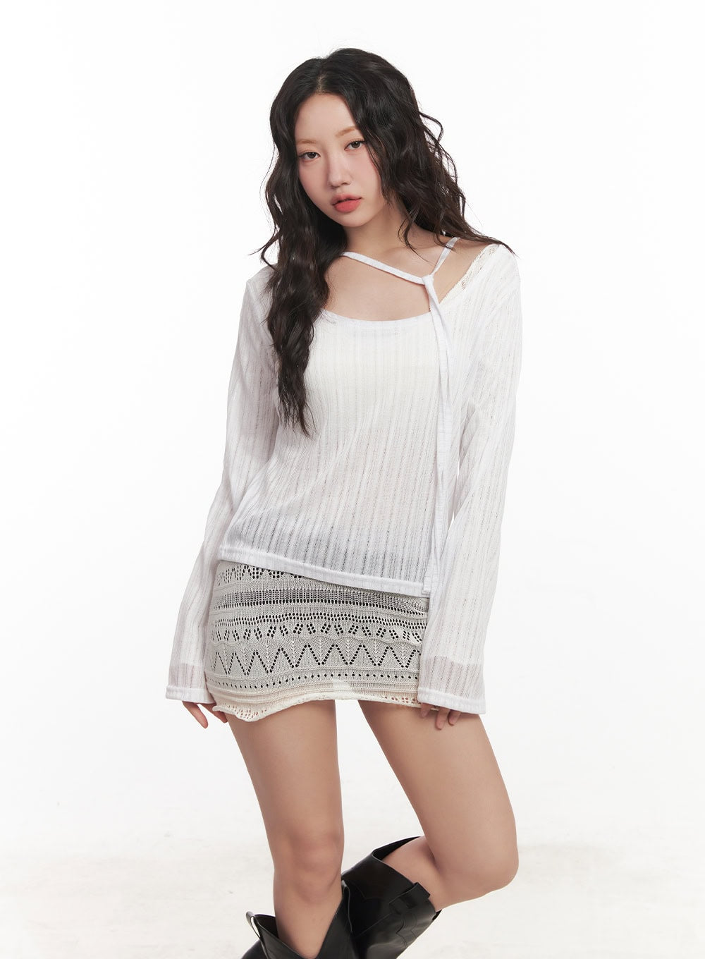 string-mesh-off-shoulder-sweater-ca521 / White