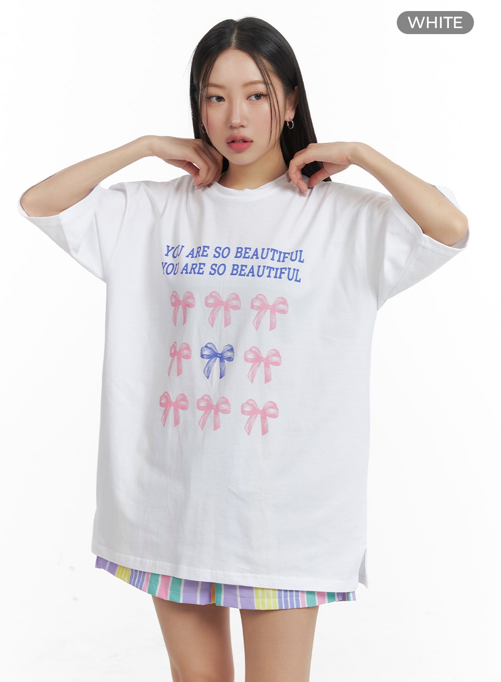 oversized-ribbon-graphic-tee-om429 / White