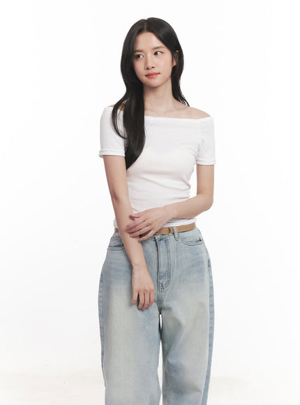 off-shoulder-cropped-t-shirt-ca510 / White
