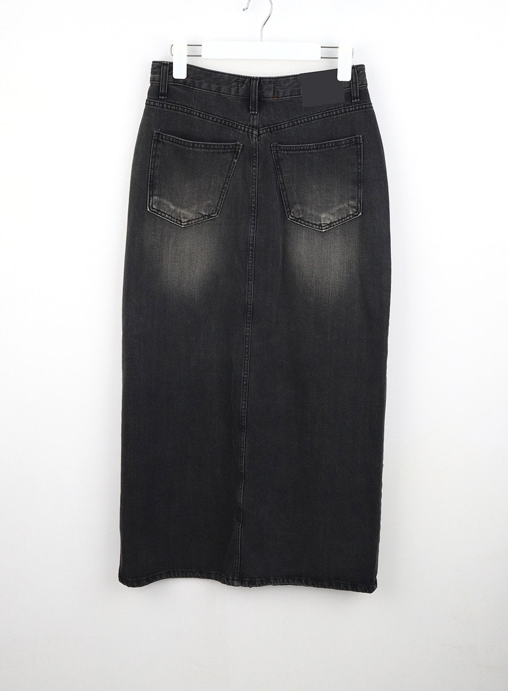 dark-wash-denim-maxi-skirt-cu321