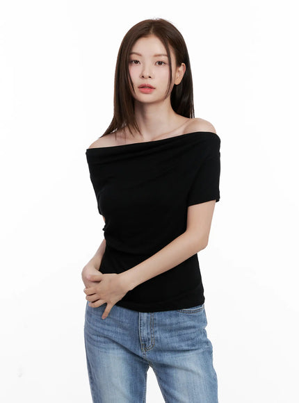chic-off-shoulder-short-sleeve-top-cl524 / Black